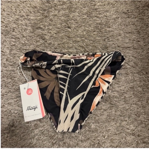 NWT maaji bikini bottom size xs - Picture 1 of 2